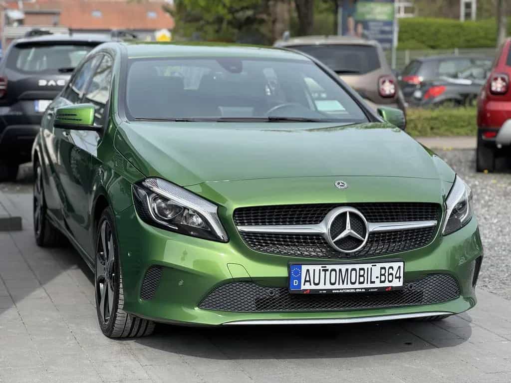 Mercedes-Benz A-Class 180 URBAN BlueEfficiency *LED|NAVI|KAMERA|TÜV* 09/2017-photo-4
