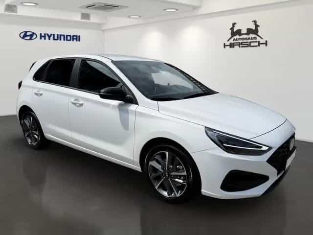Hyundai i30 FL (MY25) 1.5 T-GDI (140 PS) 7-DCT Advantage 11/2025-photo-1