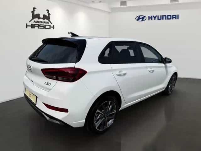 Hyundai i30 FL (MY25) 1.5 T-GDI (140 PS) 7-DCT Advantage 11/2025-photo-2