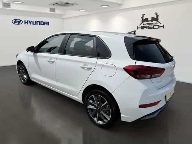 Hyundai i30 FL (MY25) 1.5 T-GDI (140 PS) 7-DCT Advantage 11/2025-photo-3
