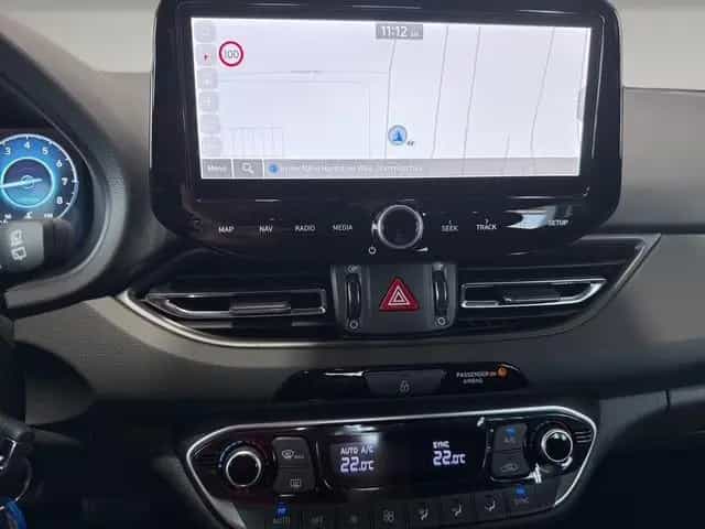 Hyundai i30 FL (MY25) 1.5 T-GDI (140 PS) 7-DCT Advantage 11/2025-photo-6