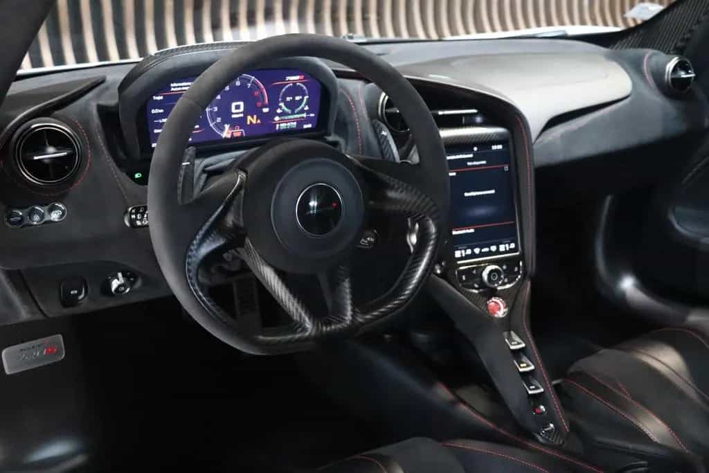 McLaren 720S Performance - Lift - Gorilla - Carbon 1&2 01/2019-photo-10