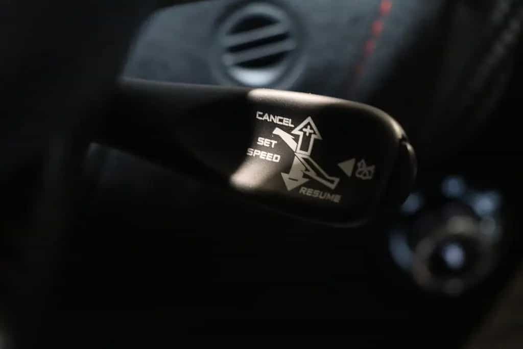 McLaren 720S Performance - Lift - Gorilla - Carbon 1&2 01/2019-photo-11
