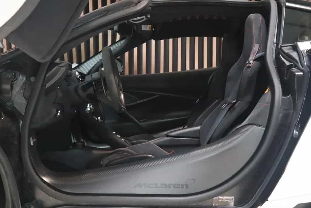 McLaren 720S Performance - Lift - Gorilla - Carbon 1&2 01/2019-photo-6