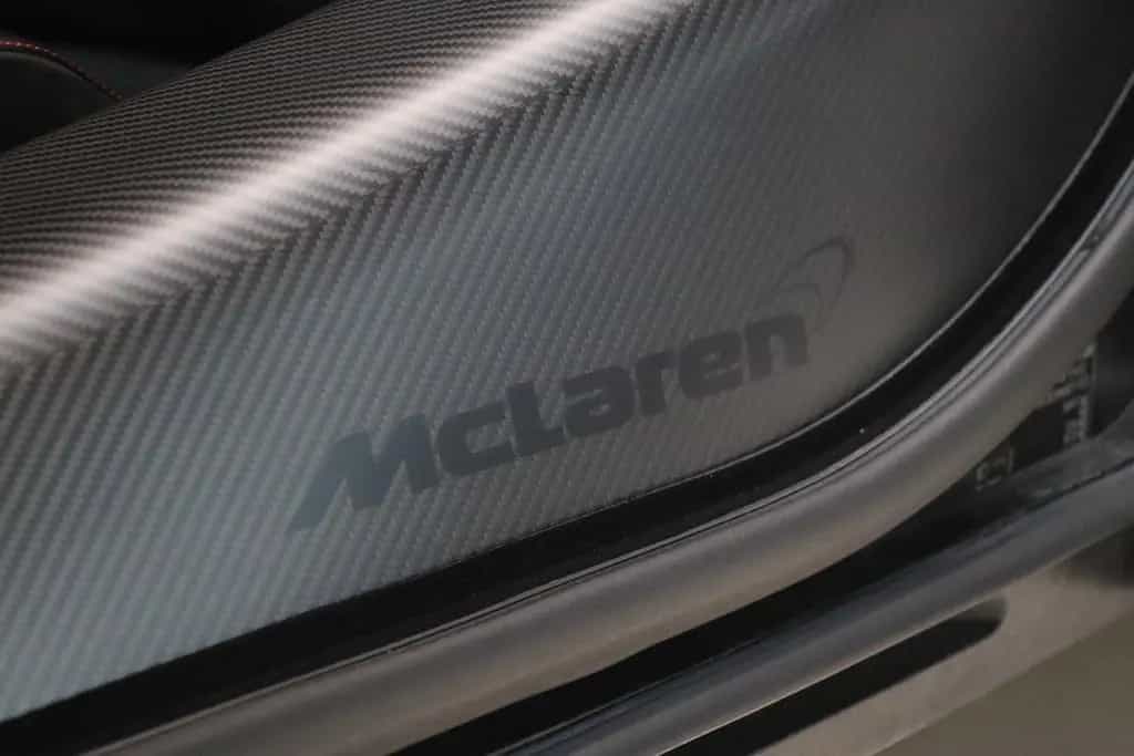 McLaren 720S Performance - Lift - Gorilla - Carbon 1&2 01/2019-photo-9