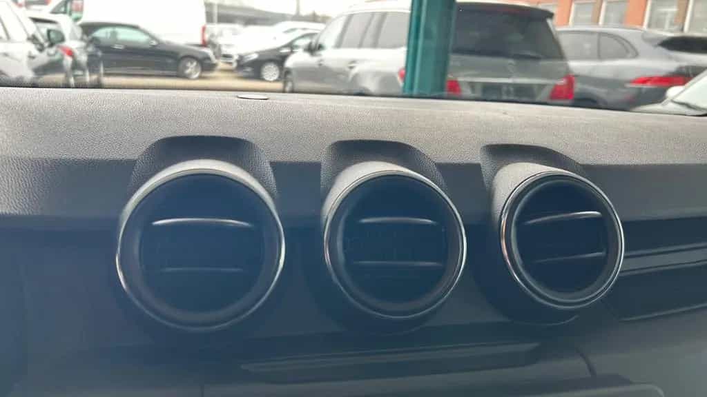 Dacia Duster II Comfort *Navi*Klima*Sitzheizung* 08/2018-photo-8