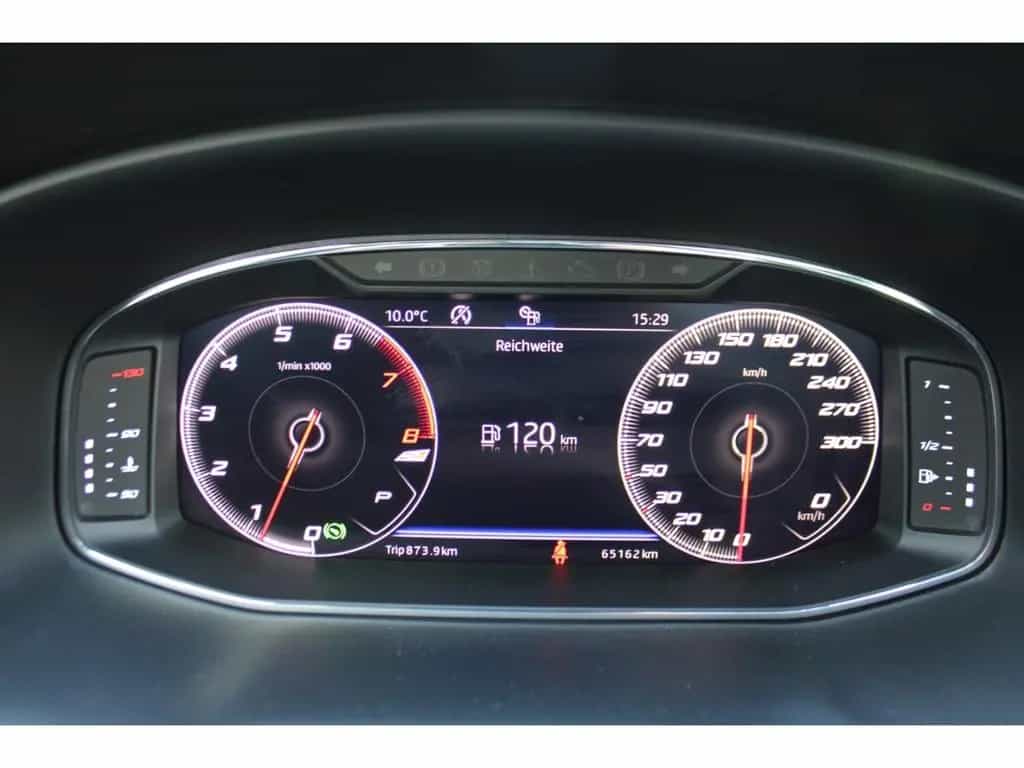 Seat Leon 300 4Drive Cupra Remus H&R DSG ACC LED Pano 01/2019-photo-14