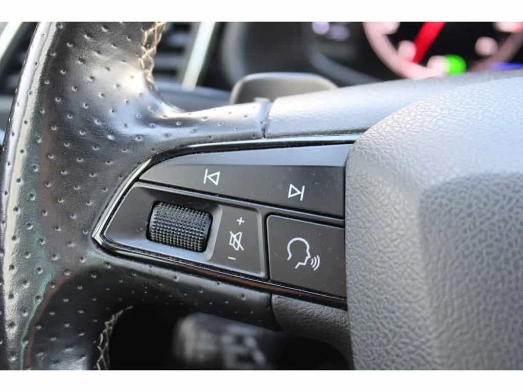 Seat Leon 300 4Drive Cupra Remus H&R DSG ACC LED Pano 01/2019-photo-16