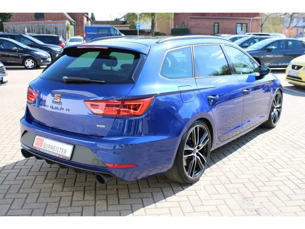 Seat Leon 300 4Drive Cupra Remus H&R DSG ACC LED Pano 01/2019-photo-4