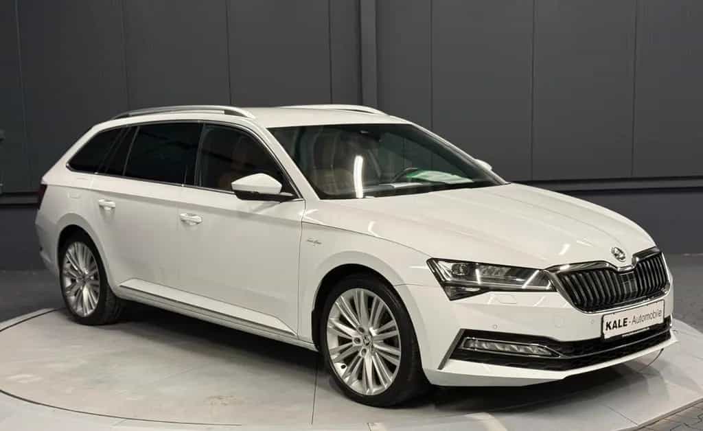 Skoda Superb Combi L&K *19Zoll*LEDER/Braun*SitzKlima* 09/2022-photo-9