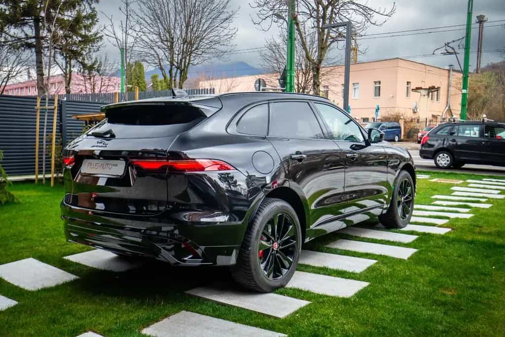 Jaguar F-Pace F-PACE R-Dynamic SE AWD 04/2023-photo-6