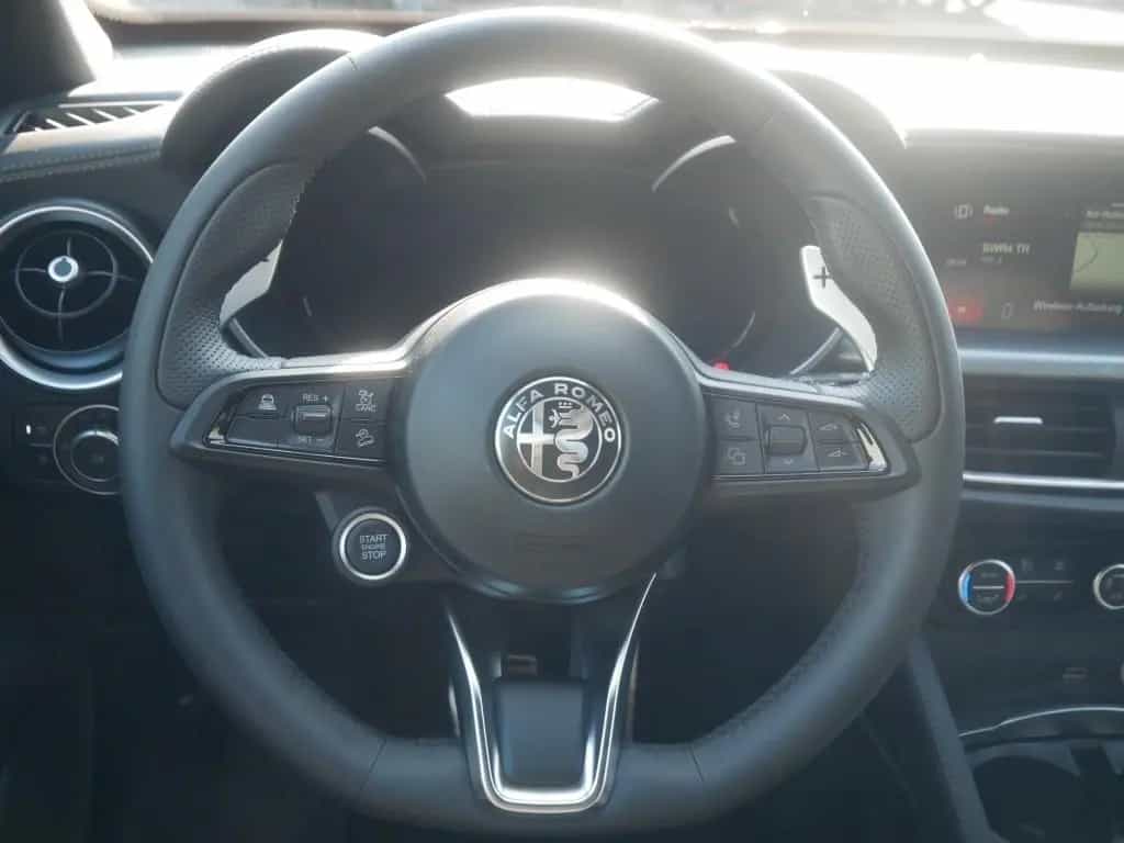 Alfa Romeo Stelvio VELOCE 2.2 DIESEL 16V 210 PS AT8 Q4 PREM 05/2026-photo-23