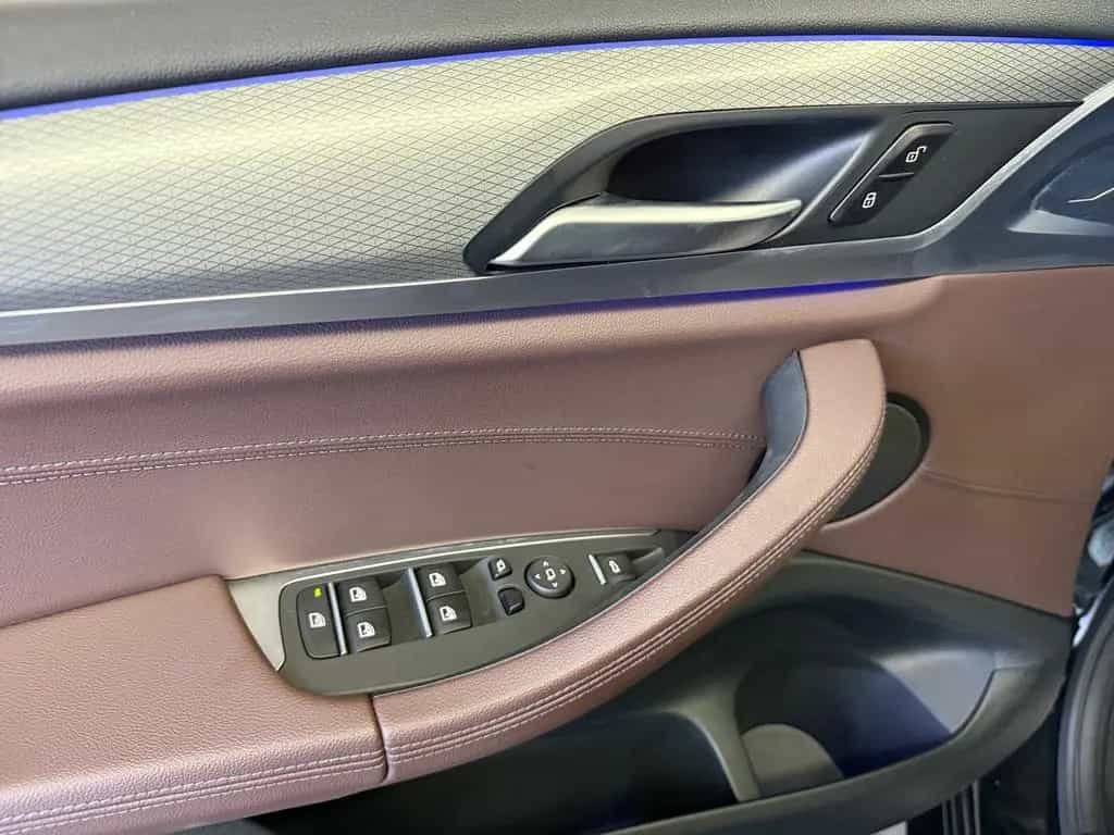 BMW X3 Sport*LED*Navi*AHK*Leder*Kamera* 10/2021-photo-17