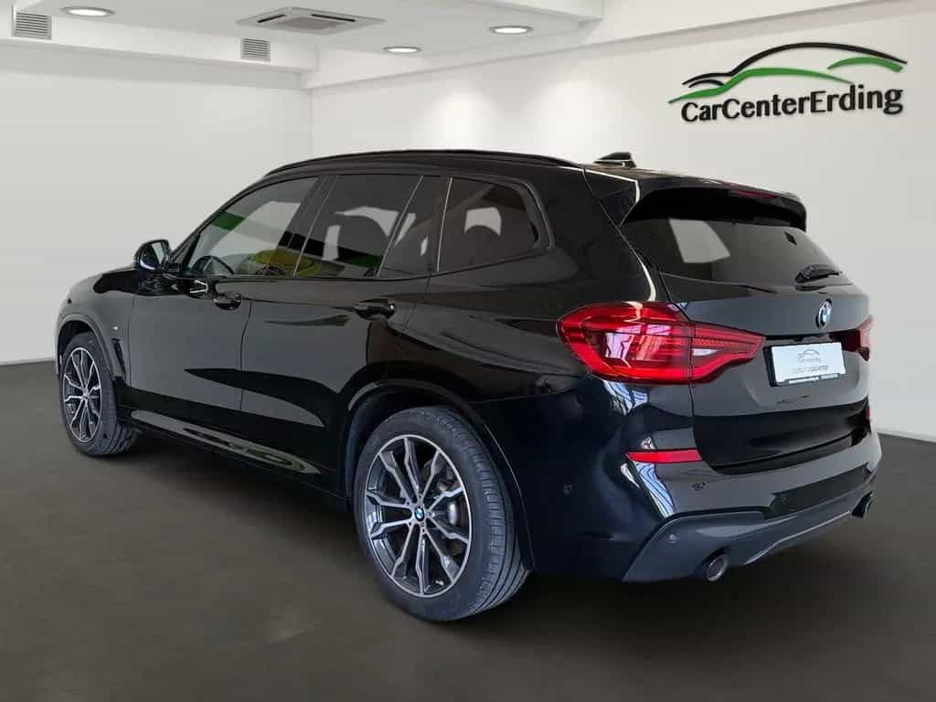 BMW X3 Sport*LED*Navi*AHK*Leder*Kamera* 10/2021-photo-4
