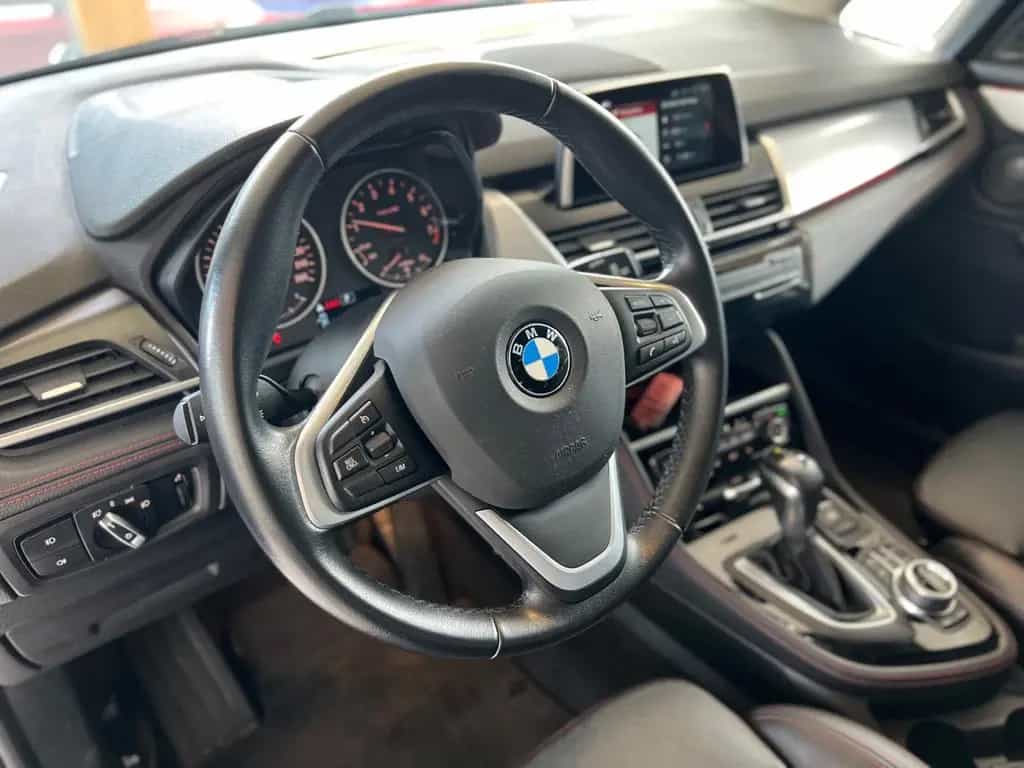 BMW 2 Series 220 i Gran Tourer Sport Line LED|AHK|DAB|1.HAND 11/2017-photo-18