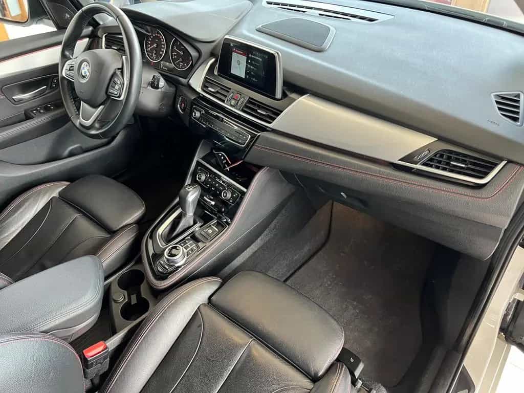 BMW 2 Series 220 i Gran Tourer Sport Line LED|AHK|DAB|1.HAND 11/2017-photo-21