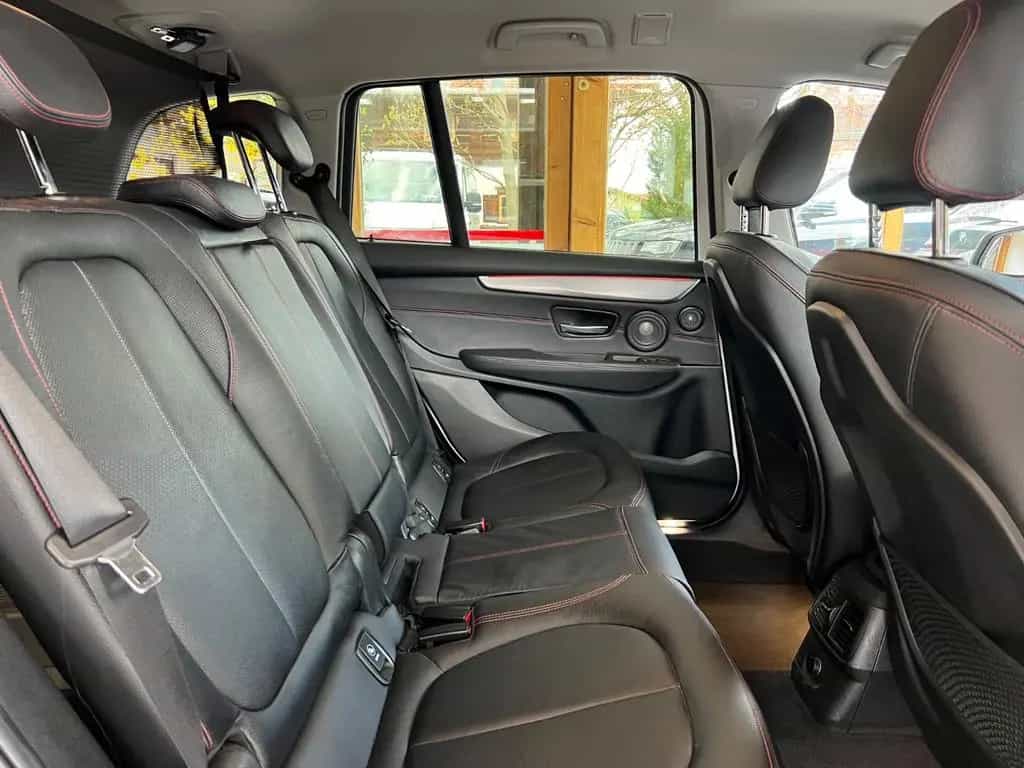 BMW 2 Series 220 i Gran Tourer Sport Line LED|AHK|DAB|1.HAND 11/2017-photo-24