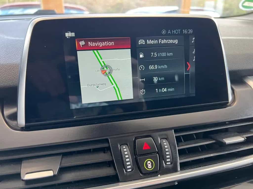 BMW 2 Series 220 i Gran Tourer Sport Line LED|AHK|DAB|1.HAND 11/2017-photo-26