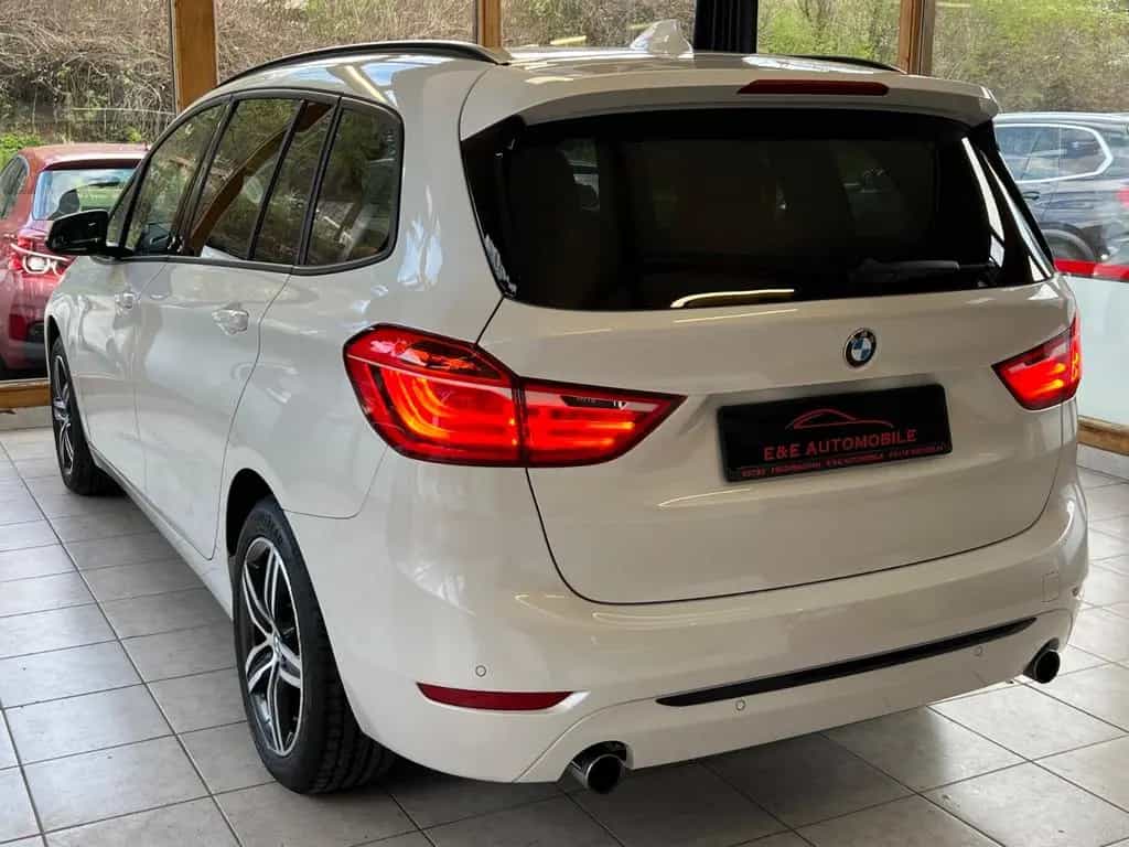 BMW 2 Series 220 i Gran Tourer Sport Line LED|AHK|DAB|1.HAND 11/2017-photo-4