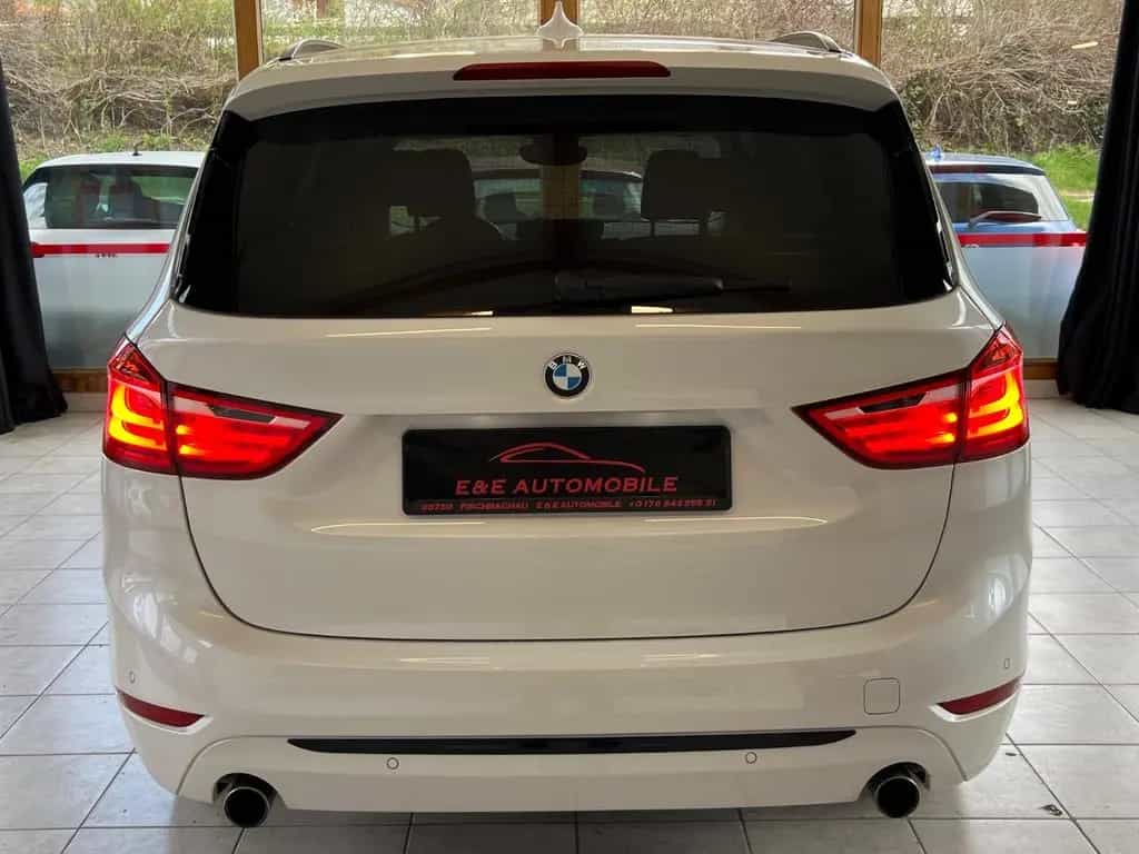 BMW 2 Series 220 i Gran Tourer Sport Line LED|AHK|DAB|1.HAND 11/2017-photo-6