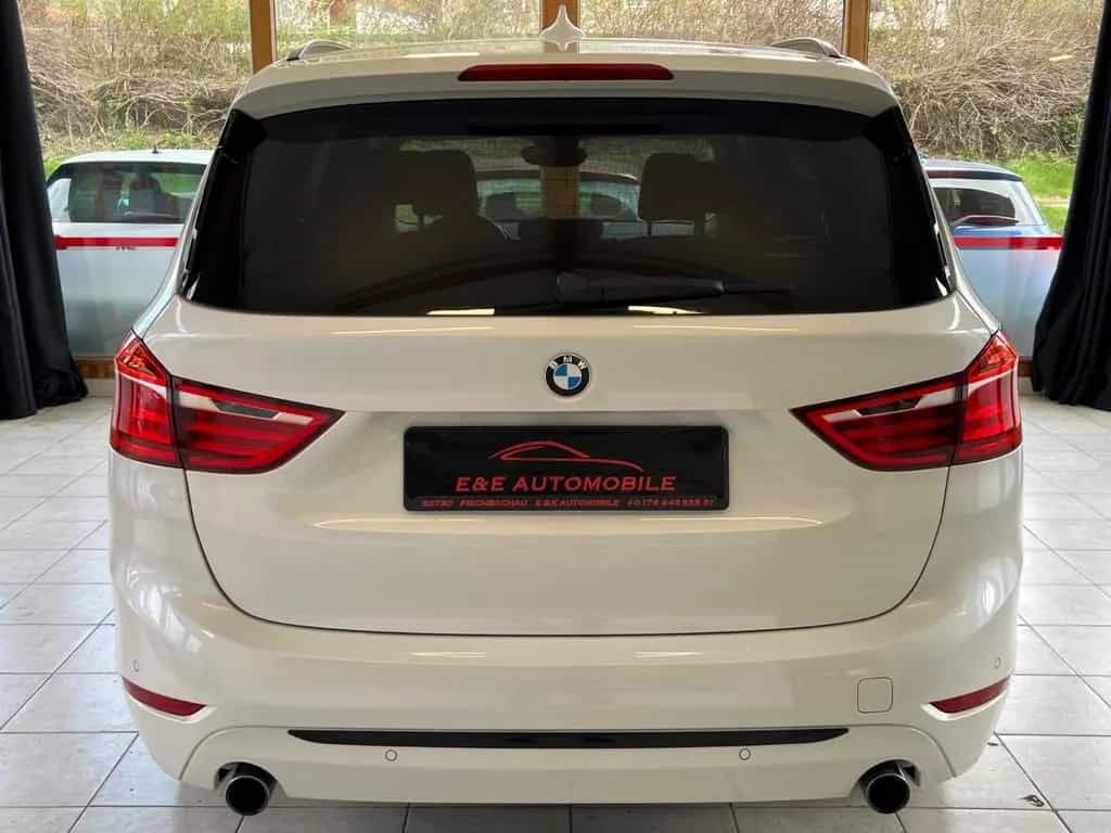 BMW 2 Series 220 i Gran Tourer Sport Line LED|AHK|DAB|1.HAND 11/2017-photo-7