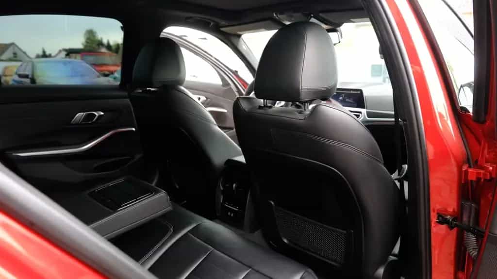BMW 3 Series 330i  LCi  M Sport M340i Heck M-Performance 10/2020-photo-22
