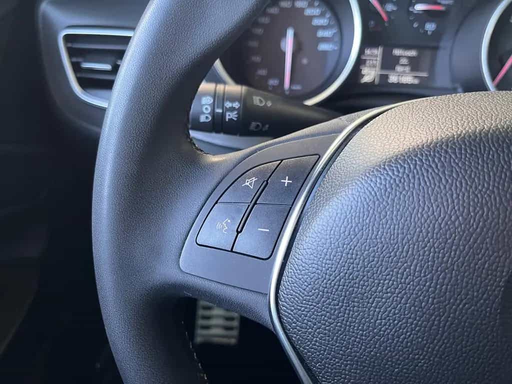 Alfa Romeo Giulietta Lusso Ti BOSE XENON NAVI 12/2020-photo-14