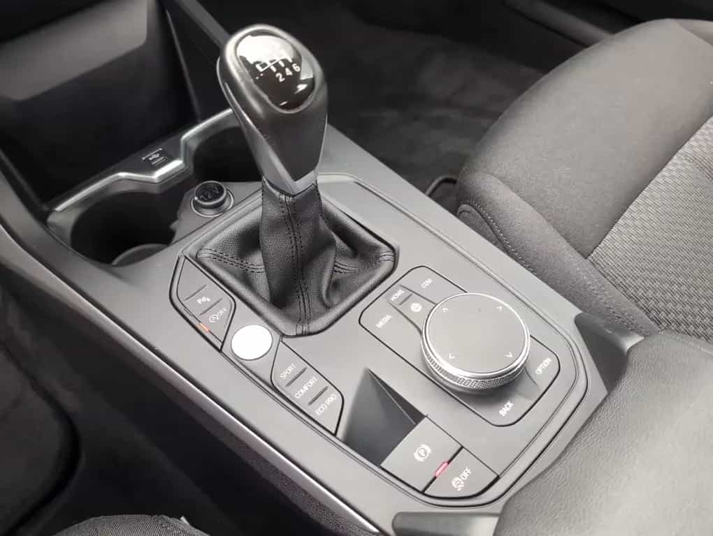 BMW 118 i SITZHEIZUNG CONNECTED PAKET 03/2020-photo-23