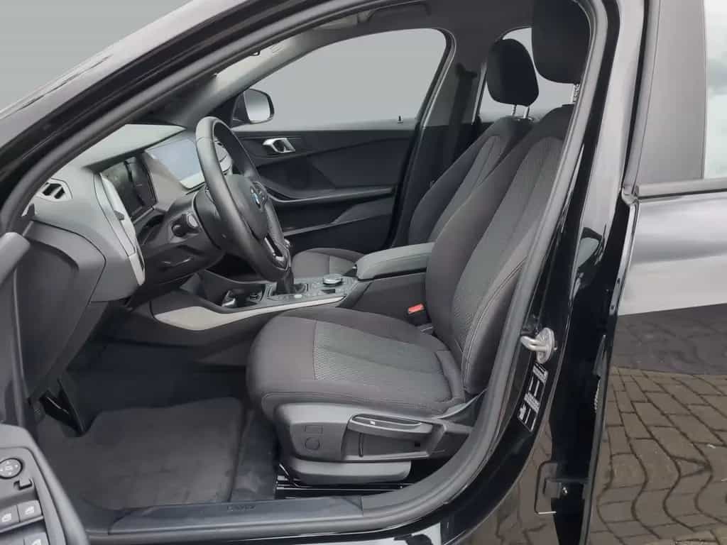 BMW 118 i SITZHEIZUNG CONNECTED PAKET 03/2020-photo-27