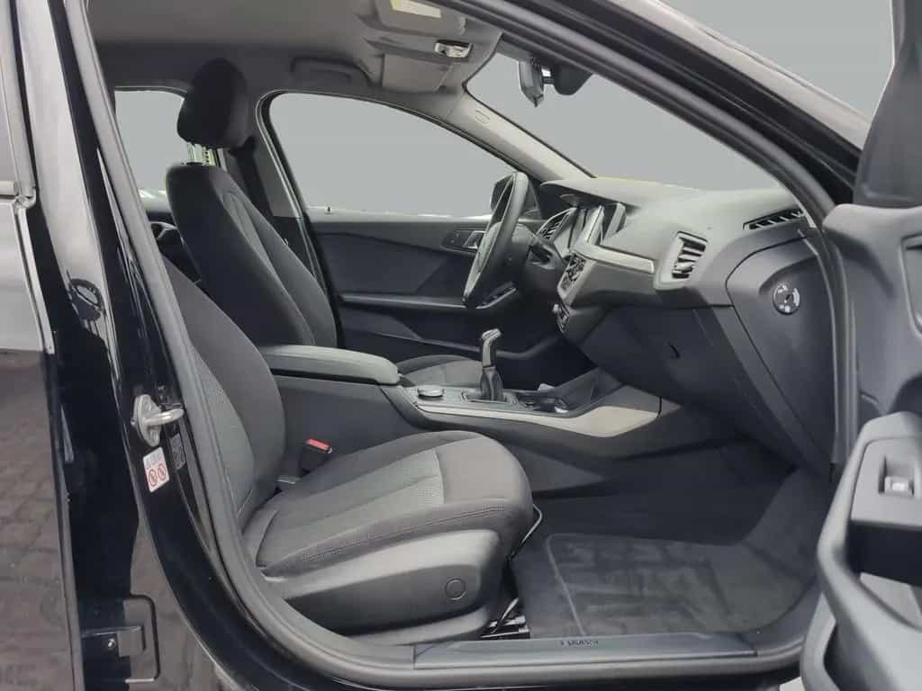 BMW 118 i SITZHEIZUNG CONNECTED PAKET 03/2020-photo-28
