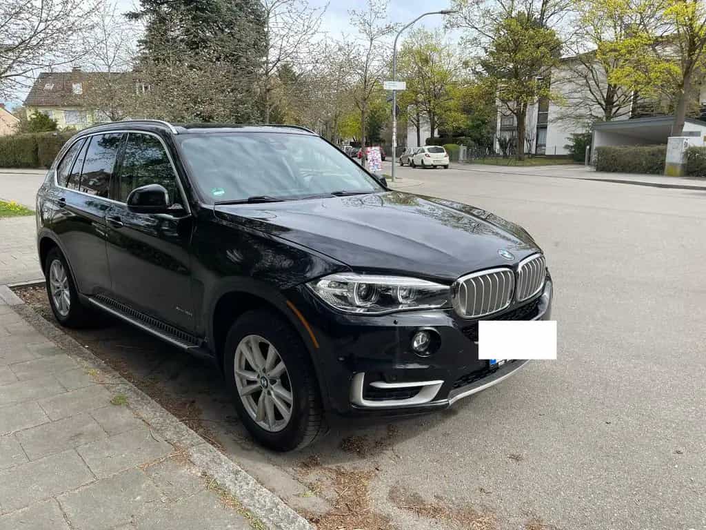 BMW X5 xDrive35i 8fach fast Vollausst ACC PANO 360° 07/2017-photo-1
