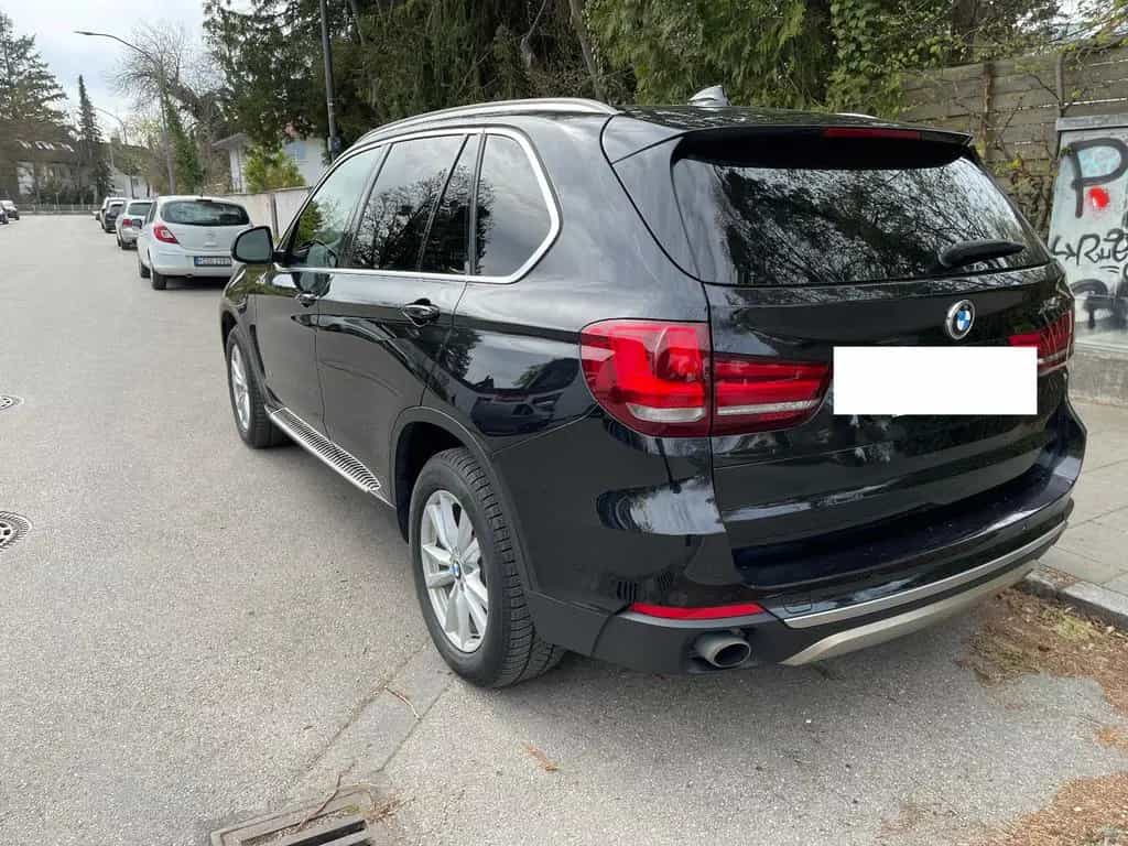 BMW X5 xDrive35i 8fach fast Vollausst ACC PANO 360° 07/2017-photo-3