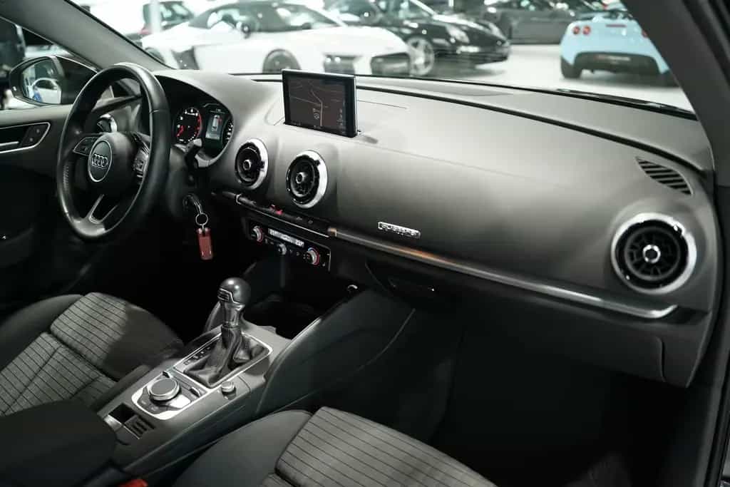 Audi A3 q Sportback 2.0 TFSI S-Tr. *1.H *ACC*Pano*PDC 04/2019-photo-16