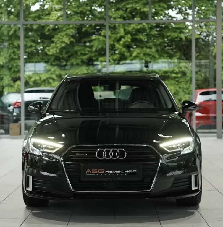Audi A3 q Sportback 2.0 TFSI S-Tr. *1.H *ACC*Pano*PDC 04/2019-photo-2