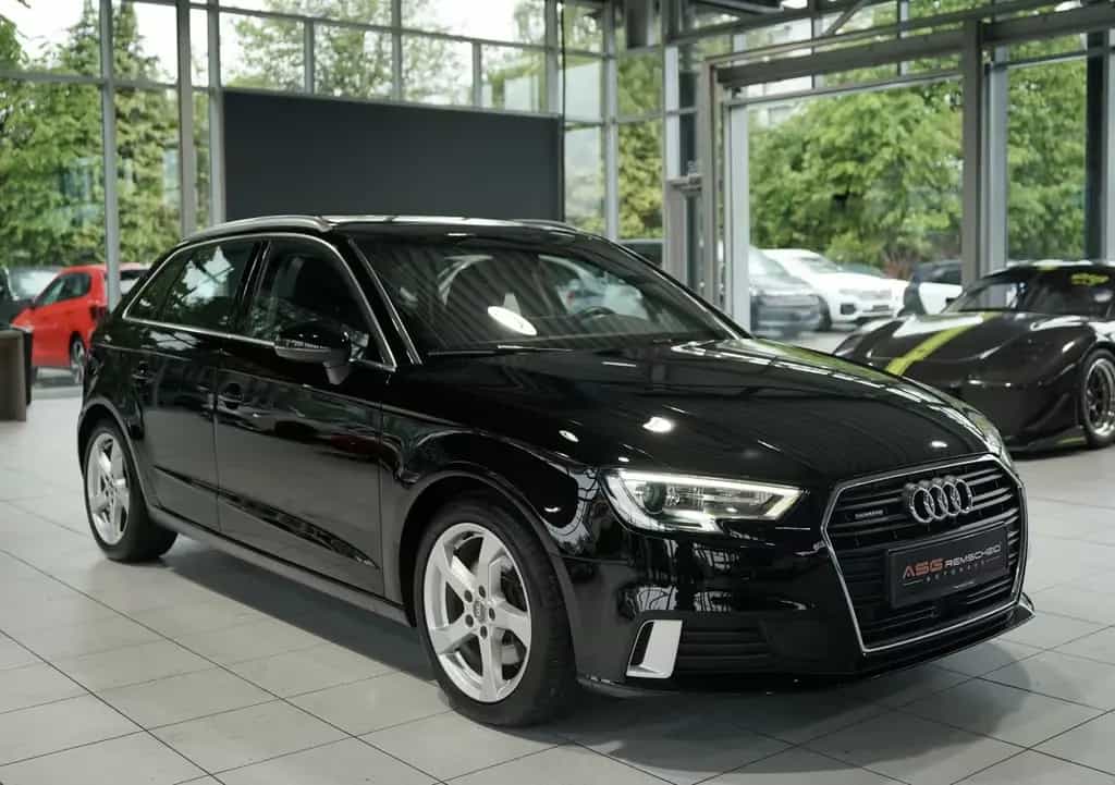 Audi A3 q Sportback 2.0 TFSI S-Tr. *1.H *ACC*Pano*PDC 04/2019-photo-3