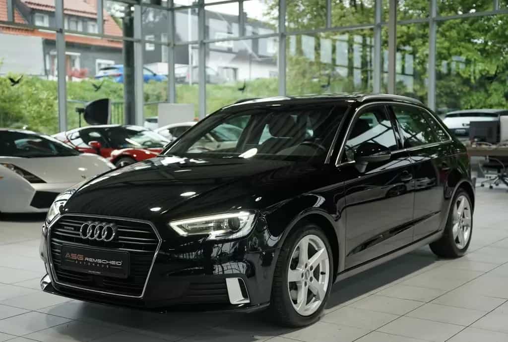 Audi A3 q Sportback 2.0 TFSI S-Tr. *1.H *ACC*Pano*PDC 04/2019-photo-4