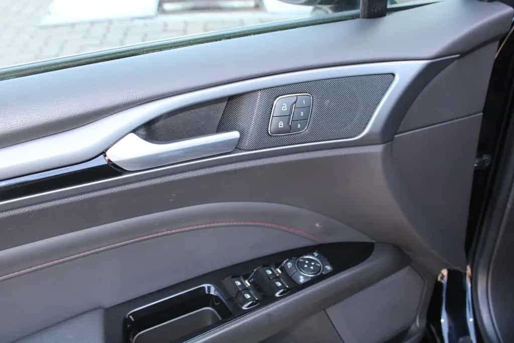 Ford Mondeo Turnier ST-Line LED Navi Kamera 12/2018-photo-11