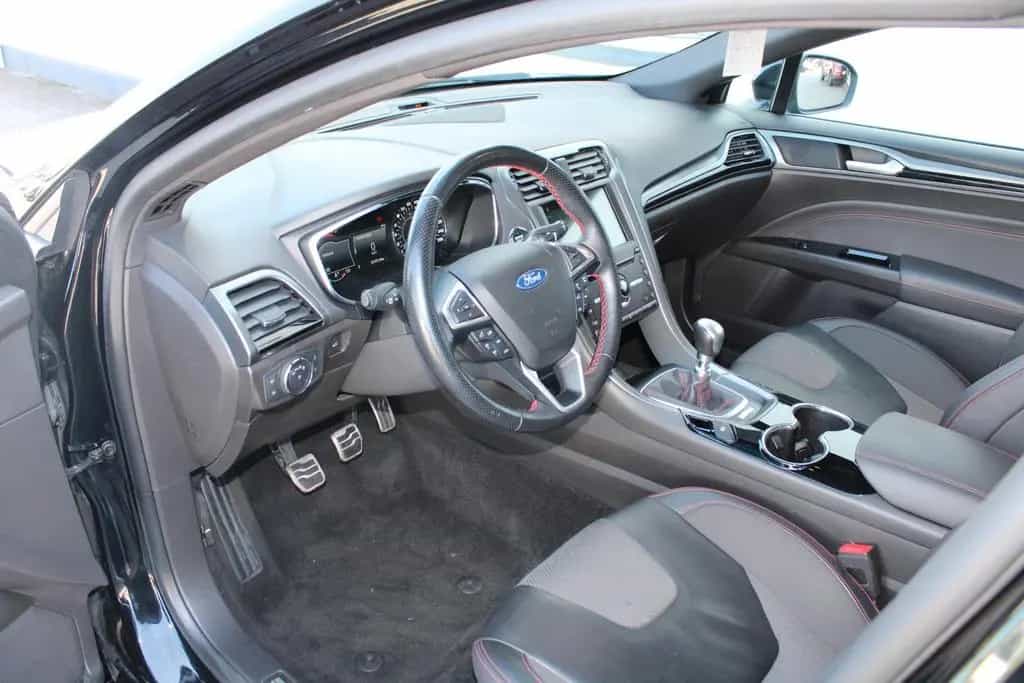 Ford Mondeo Turnier ST-Line LED Navi Kamera 12/2018-photo-8