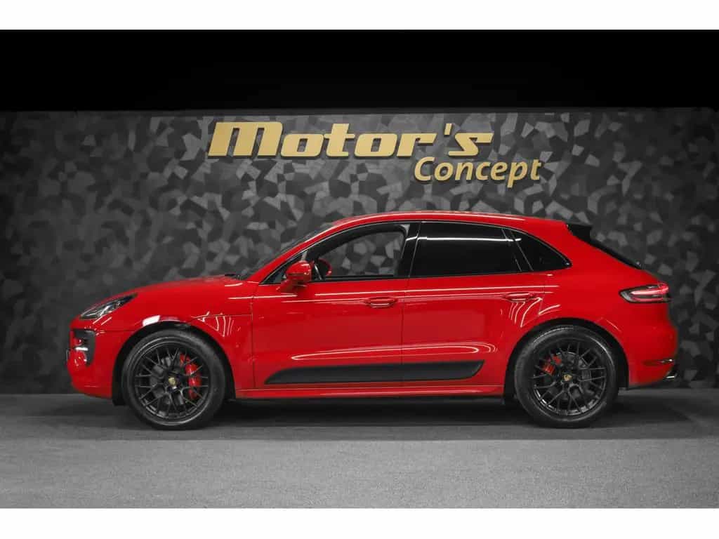 Porsche Macan II GTS - Carmin Red 02/2020-photo-0