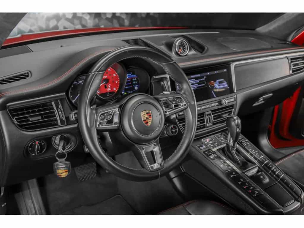 Porsche Macan II GTS - Carmin Red 02/2020-photo-12