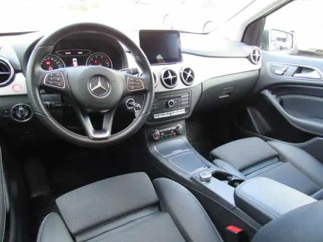 Mercedes-Benz B-Class 200 Score 12/2016-photo-4