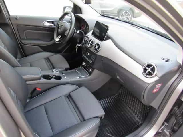 Mercedes-Benz B-Class 200 Score 12/2016-photo-6