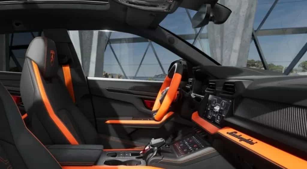 Lamborghini Urus SE*MATT*FULL CARBON OUTSIDE+INSIDE*26 PROD* null-photo-1