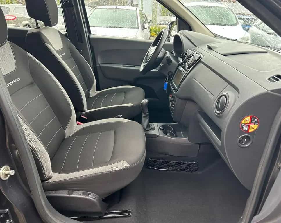 Dacia Lodgy Stepway *SHZ, Navi, RFK, Temp.* 05/2019-photo-29