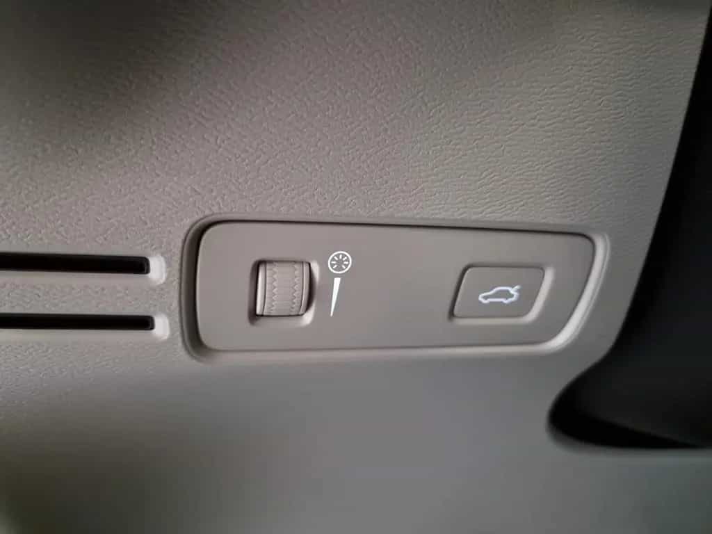 Volvo XC40 XC 40Momentum AWD / H&K Sound / 1. Hand / S-HEFT 10/2018-photo-15