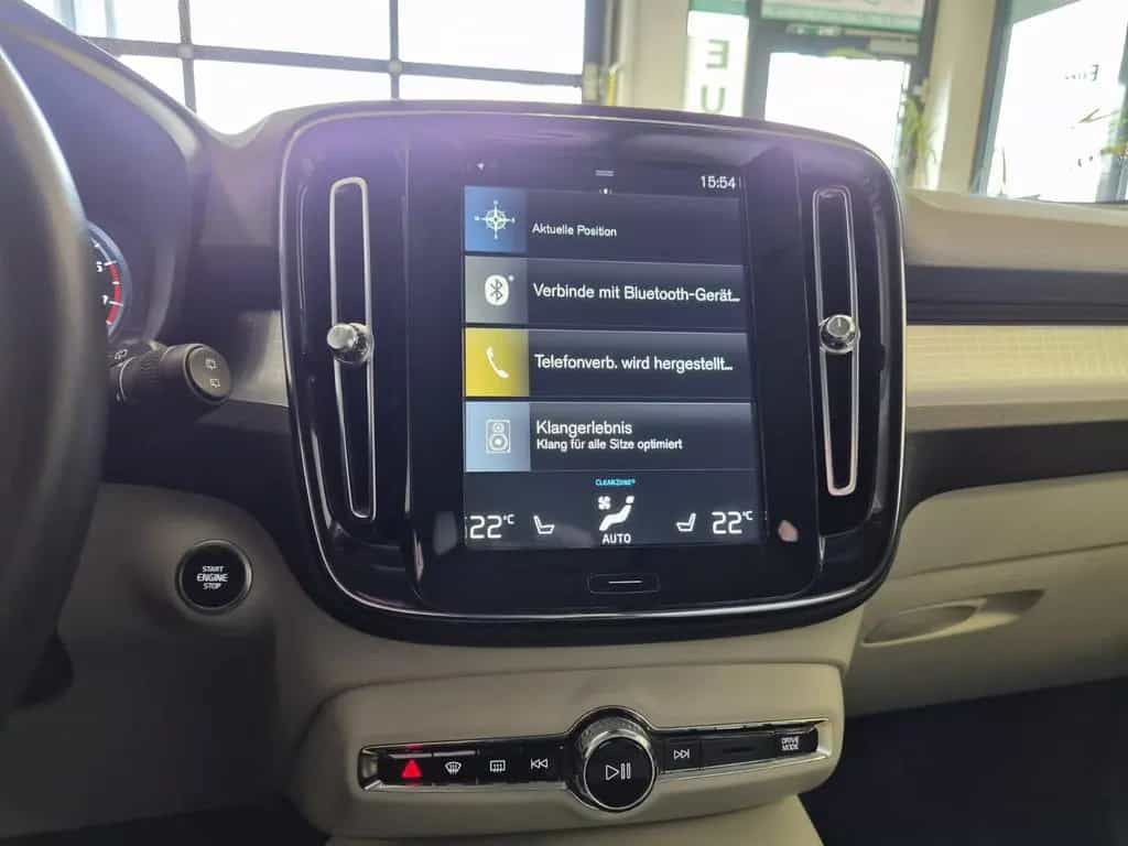 Volvo XC40 XC 40Momentum AWD / H&K Sound / 1. Hand / S-HEFT 10/2018-photo-23