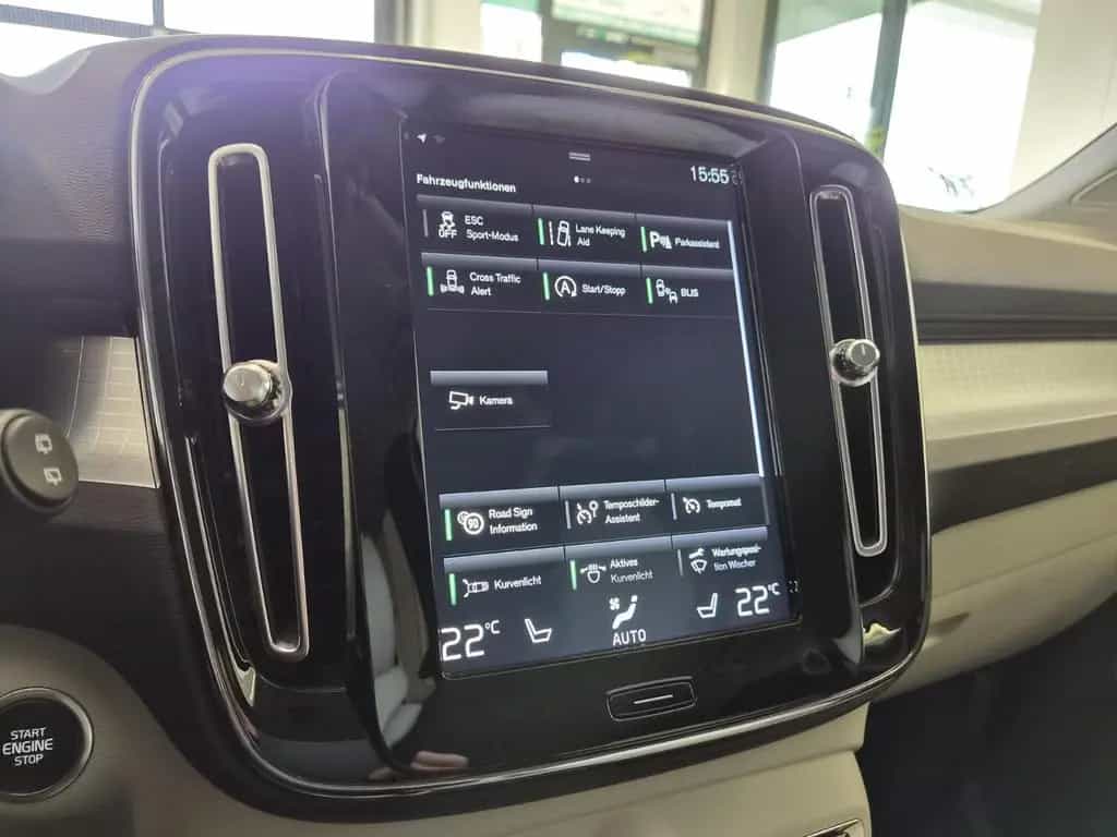 Volvo XC40 XC 40Momentum AWD / H&K Sound / 1. Hand / S-HEFT 10/2018-photo-27