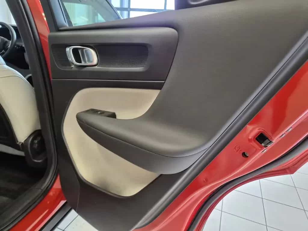 Volvo XC40 XC 40Momentum AWD / H&K Sound / 1. Hand / S-HEFT 10/2018-photo-7