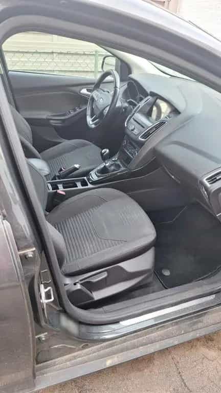 Ford TÜV NEU: Ford Focus 1,0 EcoBoost 92kW Tita... 03/2017-photo-9
