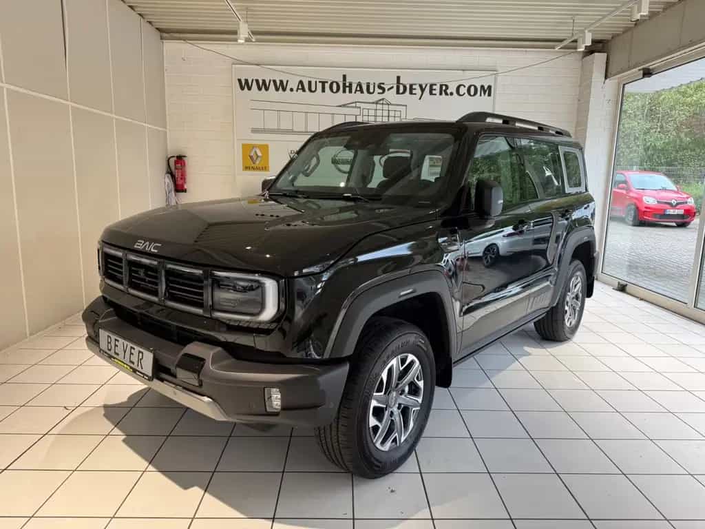 BAIC BJ40 null-photo-0